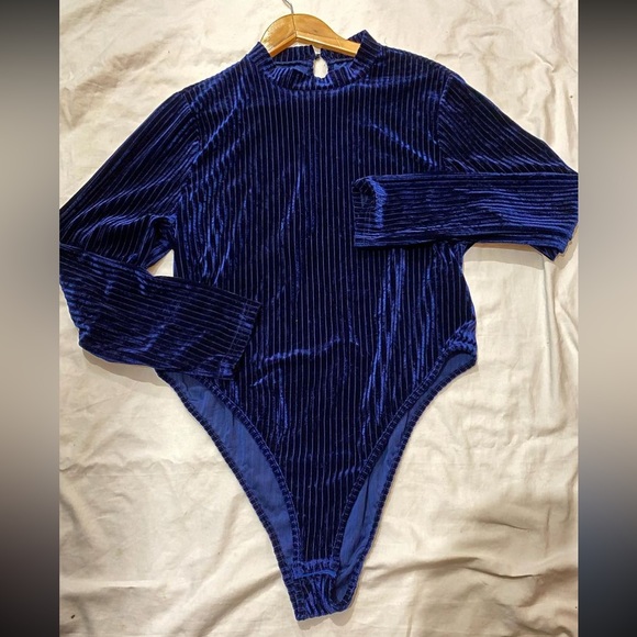 Shein bodysuit - Picture 4 of 5